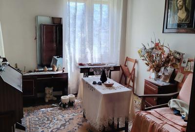 Apartament cu 3 camere decomandat în Jiu-Paroșeni - 6