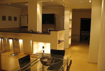 Apartament cu 2 camere decomandat în Polonă - 1
