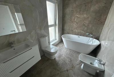 Casă cu 4 camere cu Teren 375 Mp în Micești - 1