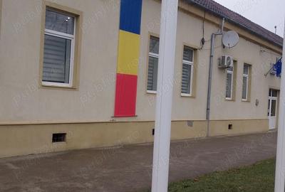 Spațiu comercial, de 100 mp, în Cărpiniș - 7