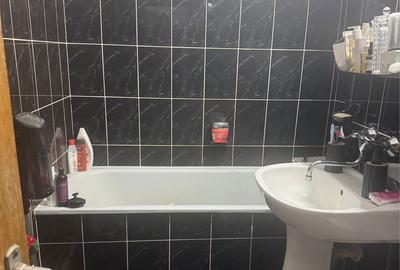 Apartament cu 2 camere decomandat în Frații Golești - 2