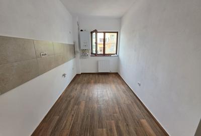 Garsonieră decomandată în Sânpetru - 3