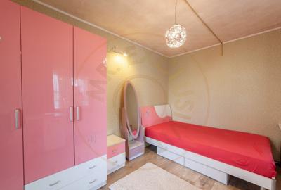 Casa individuala pentru afacere sau locuit in Pitesti-zona G - 1