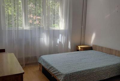 Apartament cu 2 camere decomandat în Micro 20 - 3