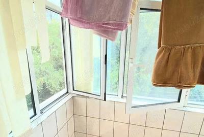 Apartament cu 3 camere decomandat în Mircea cel Bătrân - 2