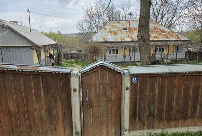 Casă cu 4 camere cu Teren 1550 Mp în Șendriceni - 2