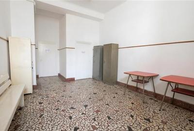 Spațiu comercial, de 35 mp, în Central - 5