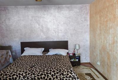 Casă cu 6 camere cu Teren 400 Mp în Podari - 16