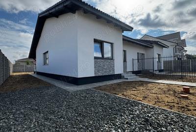 Duplex pe Parter | Pozitie excelenta | Toate utilitatile | 100m pana la asfalt - 5