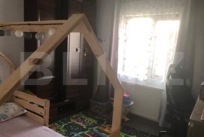 De vanzare apartament , cu 3 camere, 60mp, zona Carpati 2 - 9