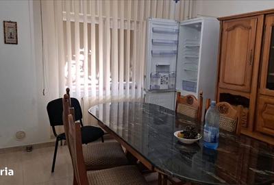 Casă cu 4 camere în Central - 8