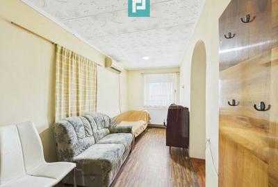 Casă individuală cu 3 camere cu Canalizare în Central - 1