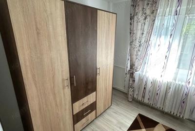 Apartament cu 3 camere decomandat în Dacia - 2