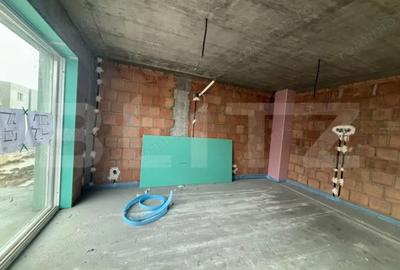 Casă cu Teren 400 Mp în Central - 2