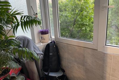 Apartament cu 3 camere decomandat, mobilat în 13 Septembrie - 7