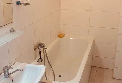 Apartament cu 2 camere decomandat în Sebastian - 3