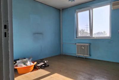 Apartament cu 3 camere