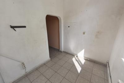 Apartament cu 2 camere decomandat în Inel I - 5
