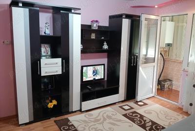 Apartament 2 camere, GATA DE MUTAT - 1