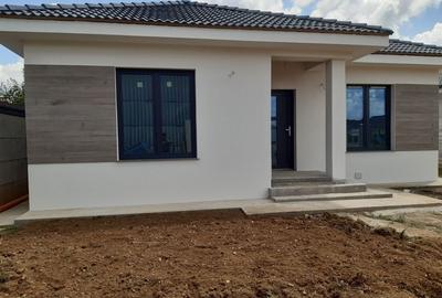 Casă cu 4 camere în Central - 6