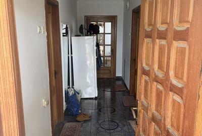 Casă cu 4 camere în Mărăcineni - 3