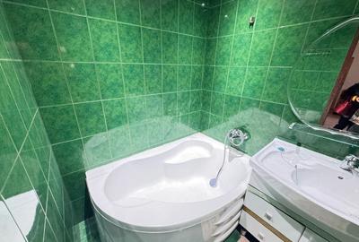 Apartament cu 3 camere decomandat în Bartolomeu - 4
