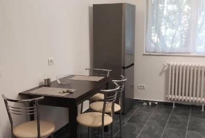 Apartament cu 2 camere decomandat în Herăstrău