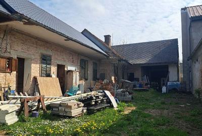 Casă cu 3 camere în Central