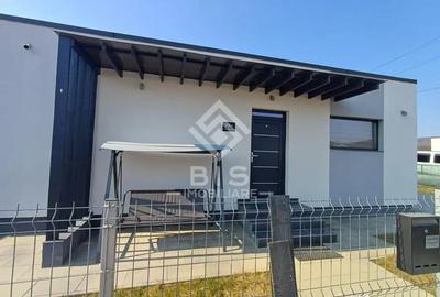 Casă cu 3 camere cu Canalizare în Unirea - 12