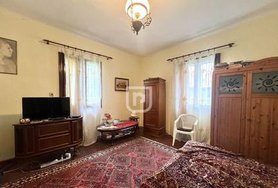 Casă cu 4 camere cu Teren 904 Mp în Bucșoaia - 8