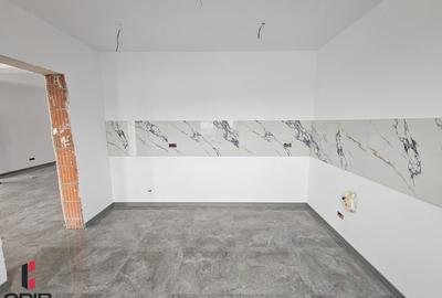 Casă individuală cu 4 camere cu Canalizare în Central - 4