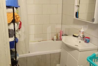 Apartament cu 2 camere semidecomandat în Micro 4 - 2