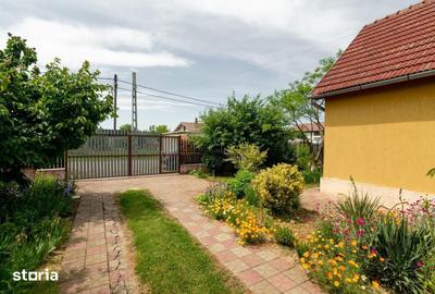 Casă cu 3 camere cu Teren 700 Mp în Central - 7