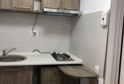 Garsonieră decomandată în CET - 3