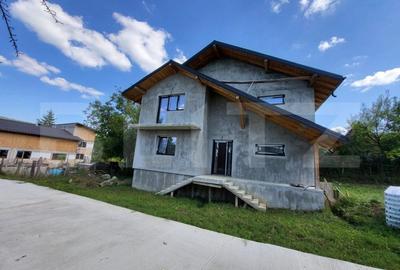 Casa individuala, 162 mp utili, 440 mp teren, zona Barnova - 1