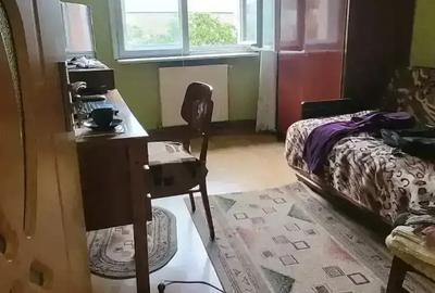 Vand apartament cu 3 cam. Buzau, zona Unirii Sud, Str Viitorului - 10