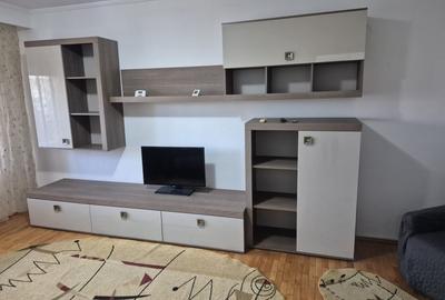 Apartament cu 2 camere decomandat în Dacia