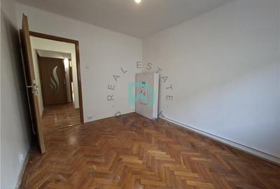 Apartament cu 3 camere decomandat în Astra - 11