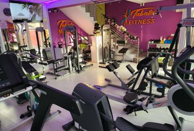 Spațiu comercial, de 115 mp, în Central - 4