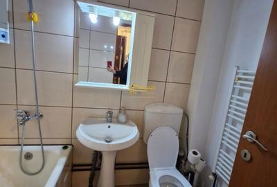 Garsonieră în Baza 3 - 6