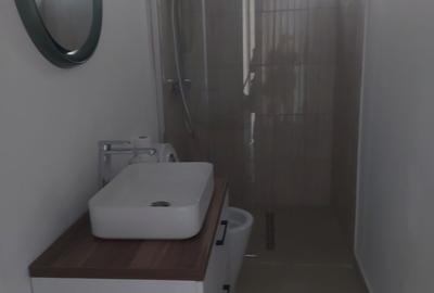 Casă cu 4 camere cu Teren 300 Mp în Central - 5
