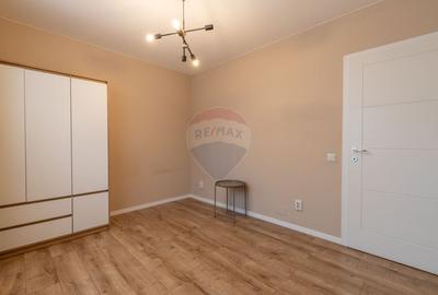 De închiriat – Apartament cu 3 camere, boxă și parcare in Floresti - 10