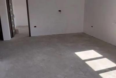 Casă cu 3 camere cu Teren 420 Mp în Șendreni - 11