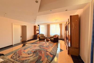 Casă individuală cu 5 camere cu Canalizare în Girocului - 10