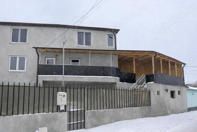 Casă cu 8 camere în Central - 12