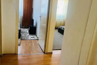 Apartament cu 3 camere decomandat în Bartolomeu - 4