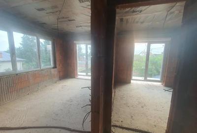 Saftica DN1 4Cam 3Bai Casa 2023 Curte 366mp Libera Pozitie Buna - 9