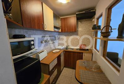 Garsonieră decomandată, mobilată în Vasile Aaron - 9