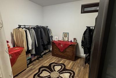 Casă cu 4 camere cu Teren 260 Mp în Central - 2