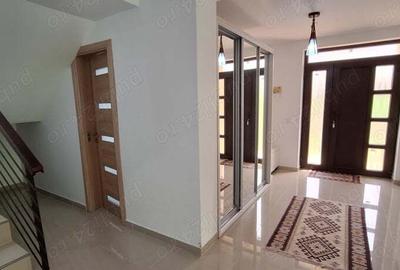Casă cu 5 camere cu Teren 2500 Mp în Iris - 7